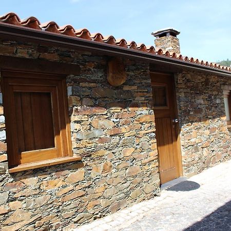 Casa Da Comareira Guest House กอยส์ ภายนอก รูปภาพ