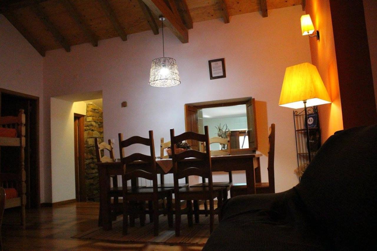 Casa Da Comareira Guest House กอยส์ ภายนอก รูปภาพ