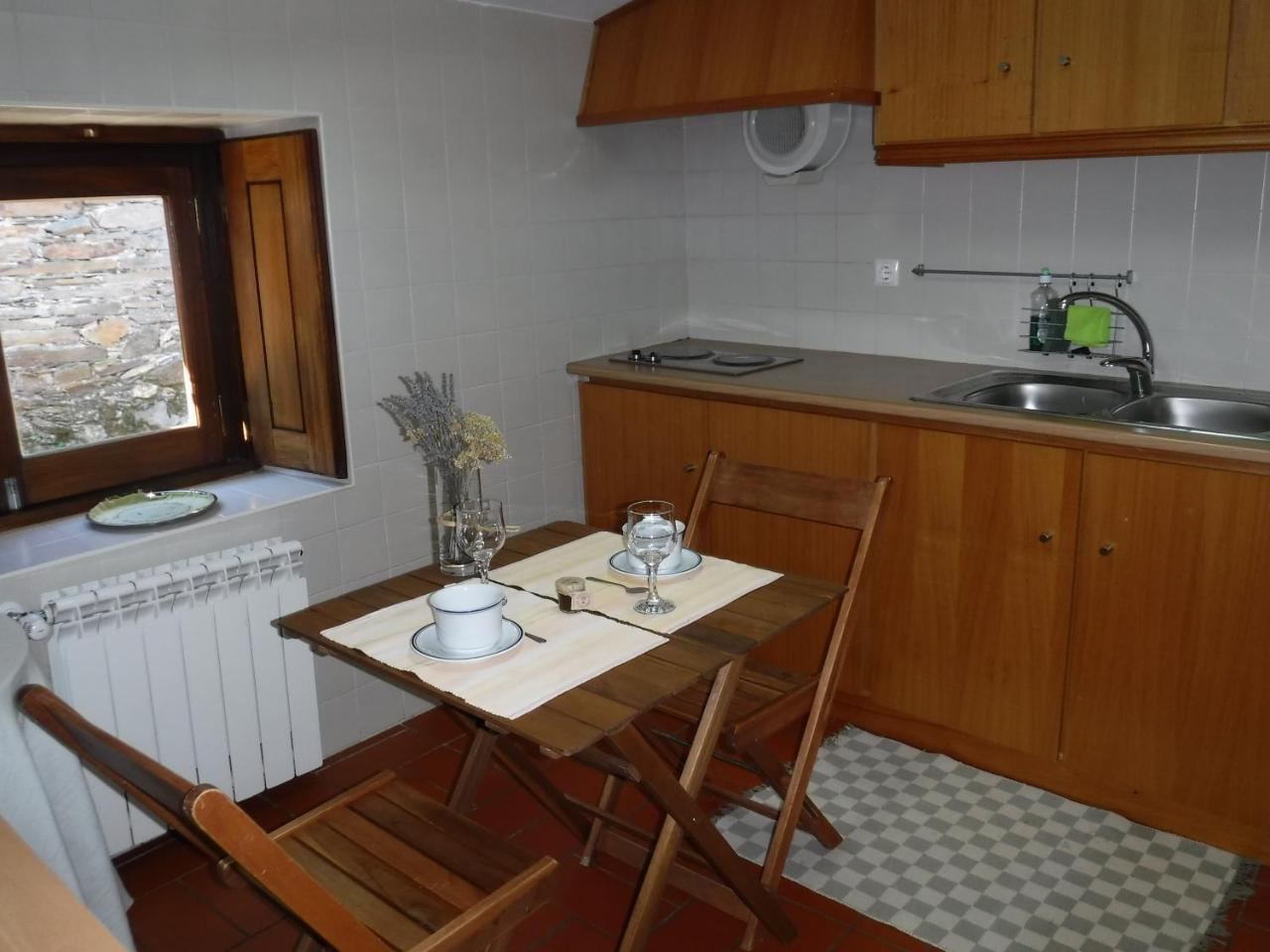 Casa Da Comareira Guest House กอยส์ ภายนอก รูปภาพ